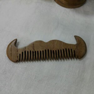 Гребень "Носи усы"