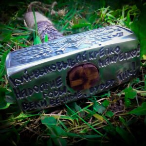 Молот Сварога славянские топоры