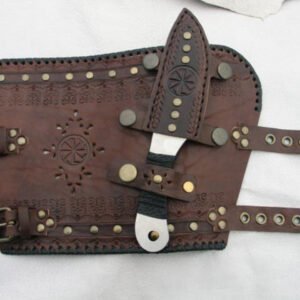 Наруч с ножом 