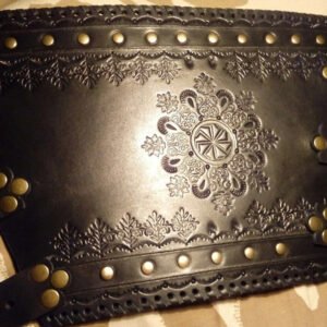 Наруч с ножом 