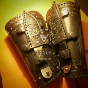 Наруч с ножом 