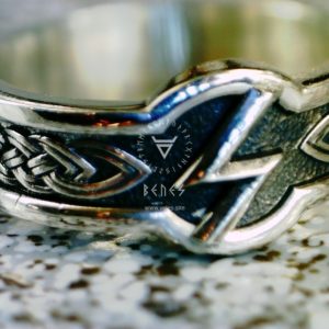 Кольцо с рунами Футарка