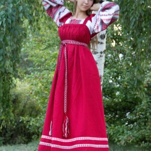 Русский народный костюм алый