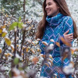 Свитер с воротом синий (женский) славянские свитера