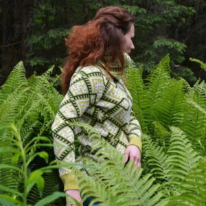 Свитер с воротом зелёный (женский) славянские свитера