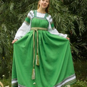 Русский народный костюм зелёный