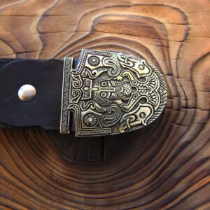 Ремень по мотивам скандинавской фибулы