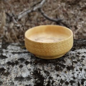 Чаша с орнаментом