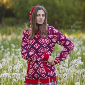 Толстовка красная (женская) славянские свитера