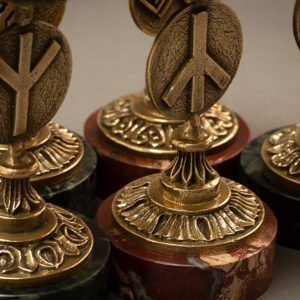 Подсвечник со славянскими символами на камне